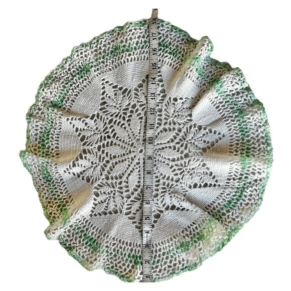 Handmade 18" Green White Crochet Doily Granny Core Cotton Cottage French Country - Picture 4 of 7